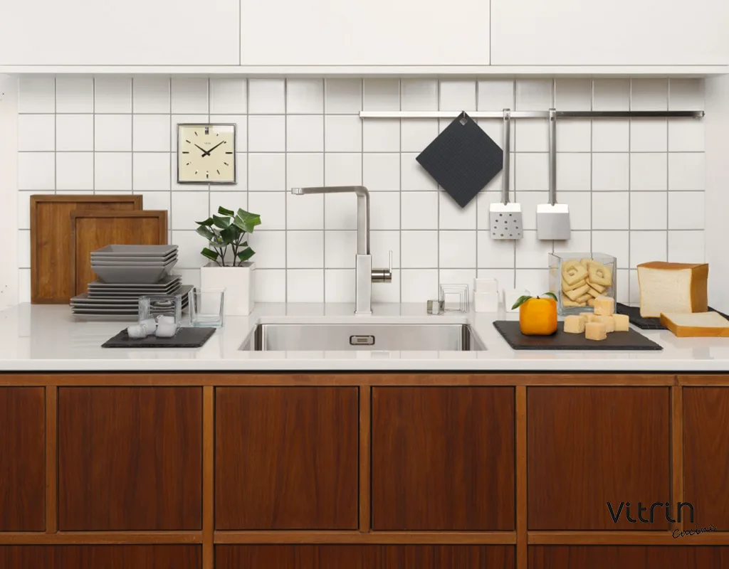 MYTHOS STAINLESS 2 jpg