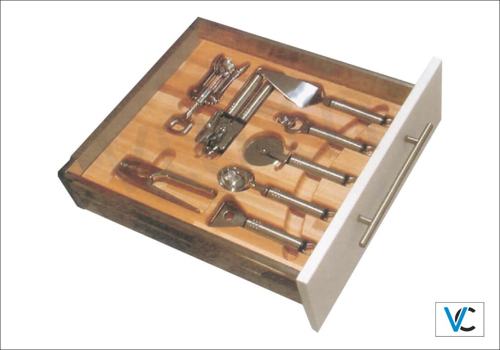 Ξύλινη αξεσουαροθήκη 45